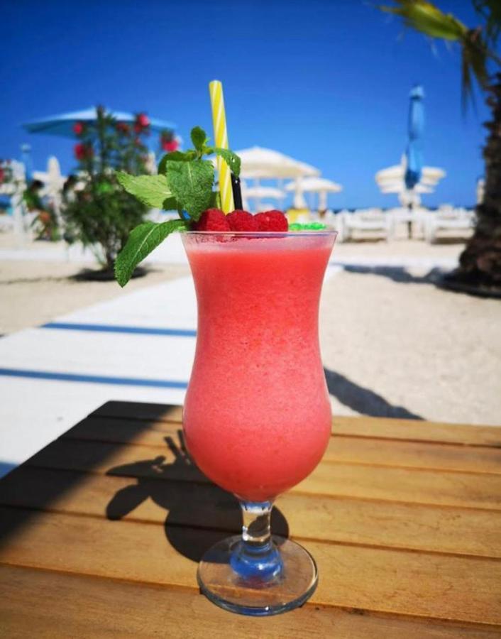 Lira Beach Studio Mamaia Ngoại thất bức ảnh