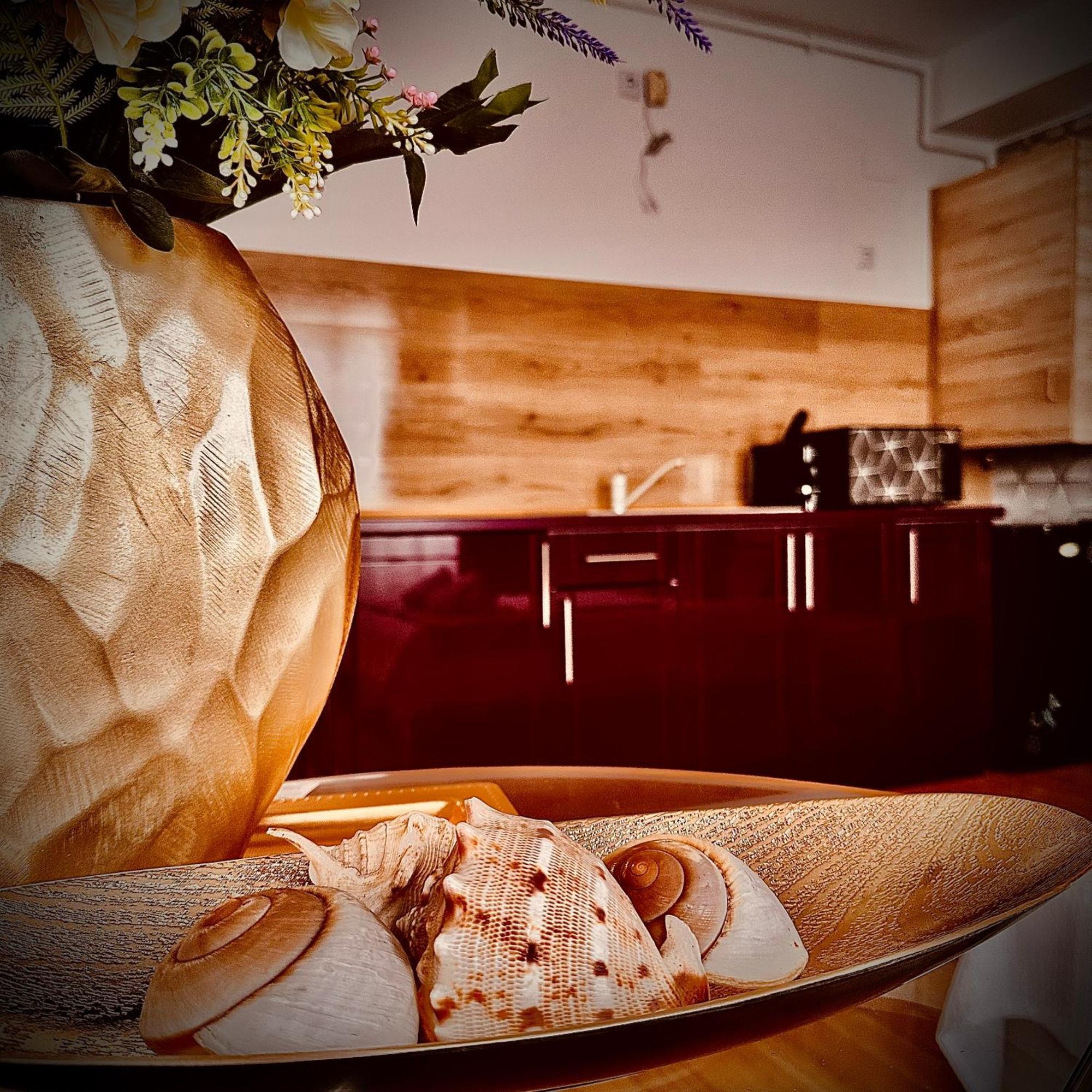 Lira Beach Studio Mamaia Ngoại thất bức ảnh
