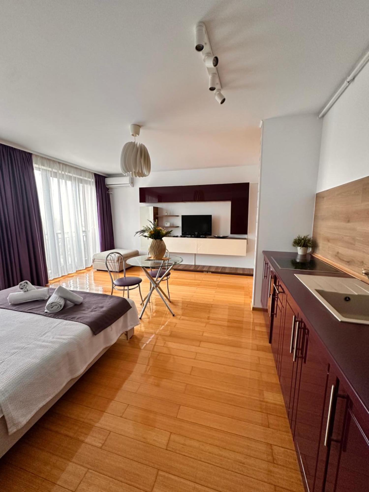 Lira Beach Studio Mamaia Ngoại thất bức ảnh